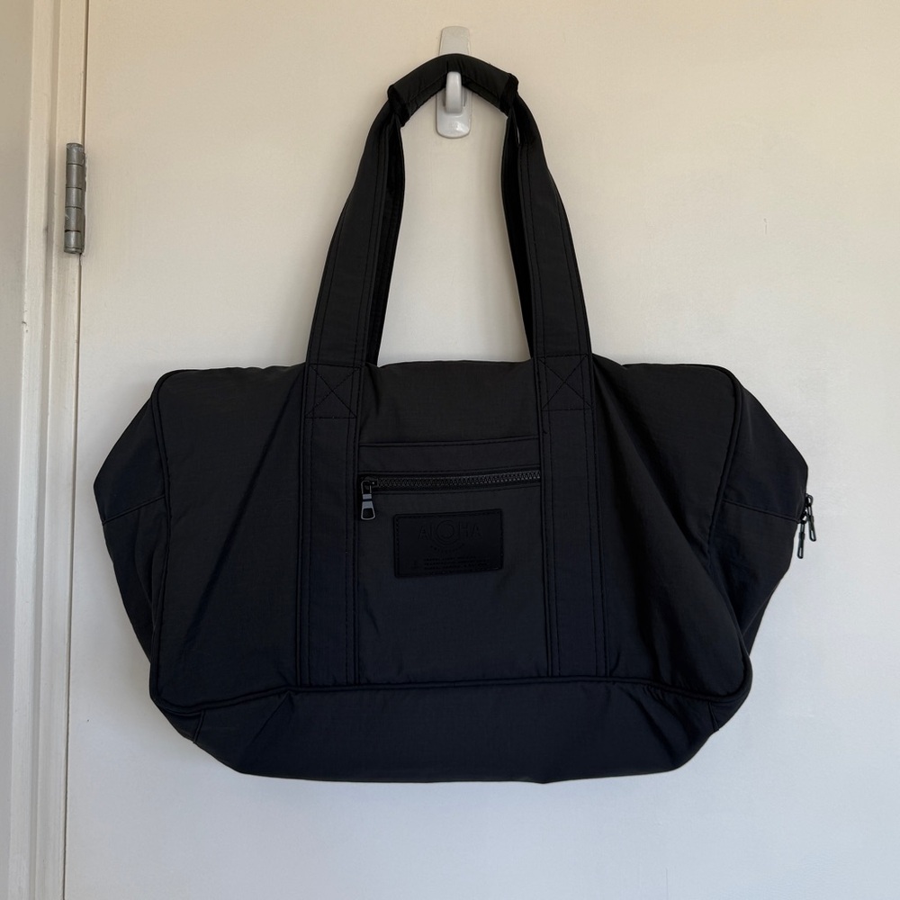 NWOT Black Weekender